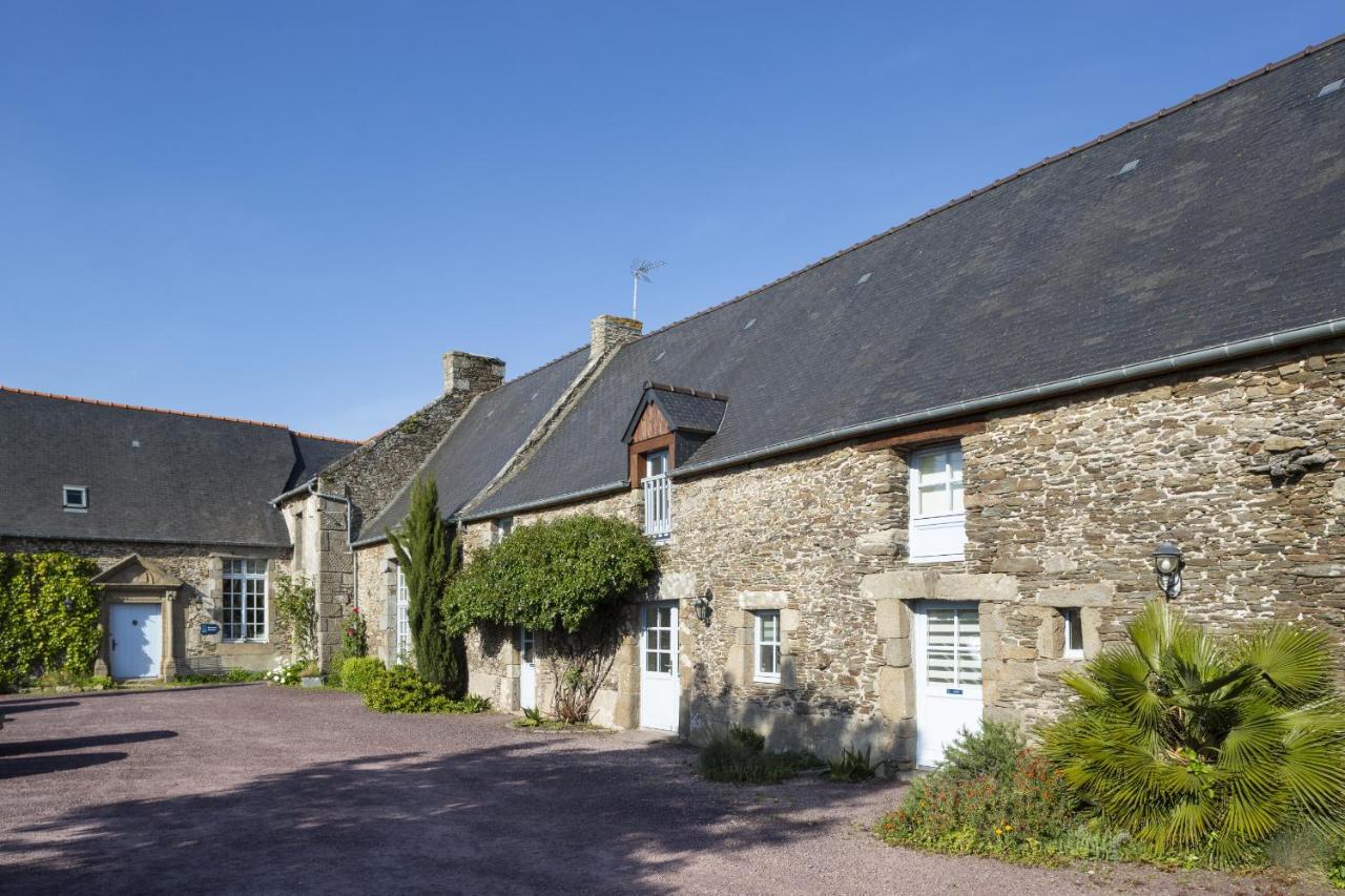La Metairie-du-vauhariot - Ou - Piscine Chauffée - Vue Et Mont Saint Michel Et Gr34 - Résidence Hôtelière 3*